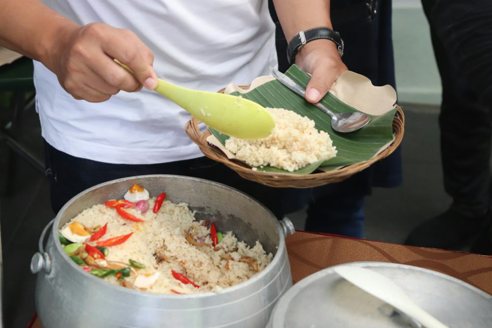 Resep Nasi Liwet 5 Bahan, Menu Sederhana yang Rasanya Juara