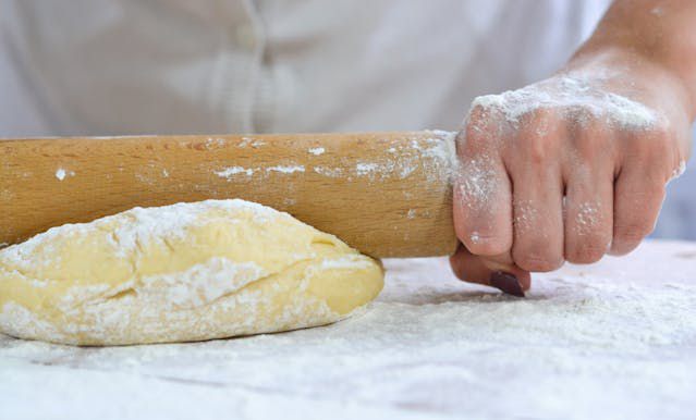 Resep Bolu Basah Cokelat yang Enaknya Bukan Main