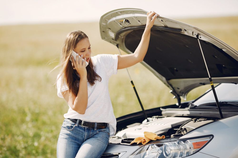 5 Penyebab Pedal Kopling Mobil Menjadi Berat