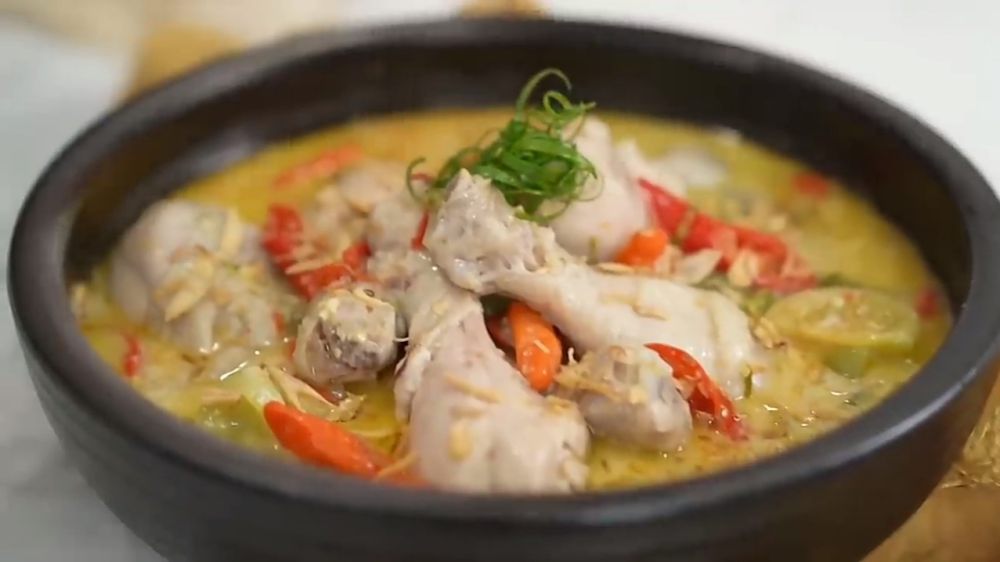 Resep Garang Asem Ayam Kampung, Kuahnya Segar dan Gak Alot!