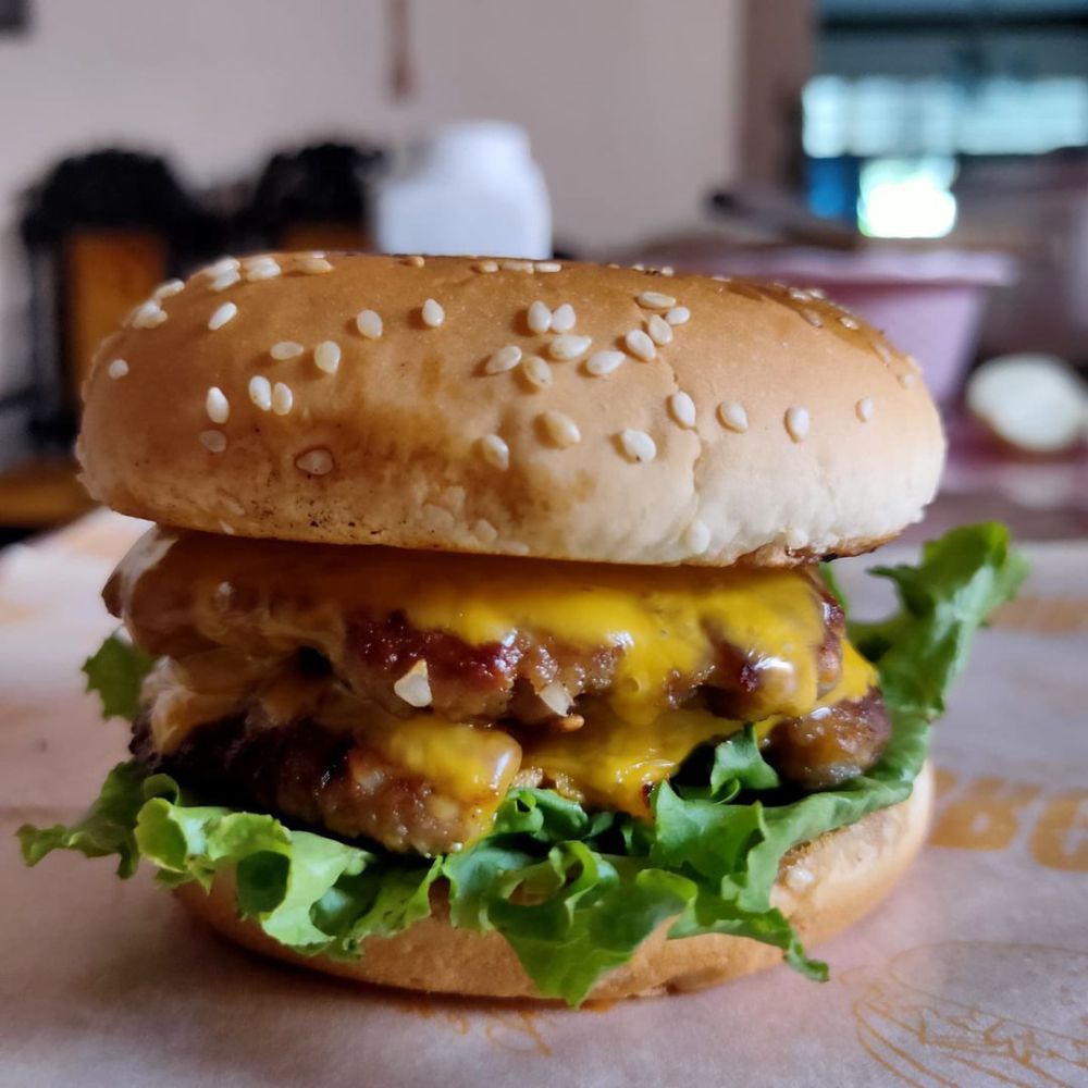 5 Rekomendasi Burger di Sidoarjo, Bikin Ngiler!