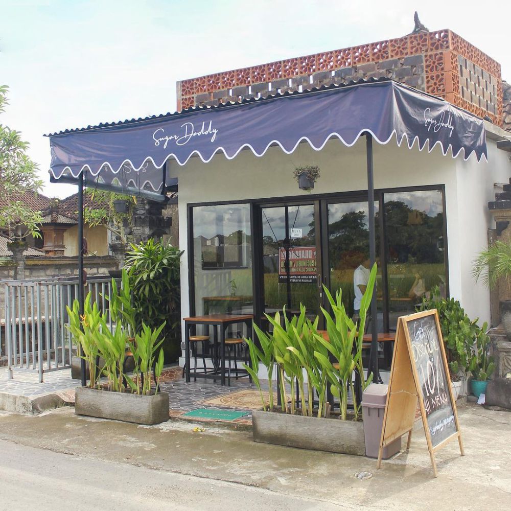 5 Rekomendasi Kafe di Pantai Nyanyi Tabanan