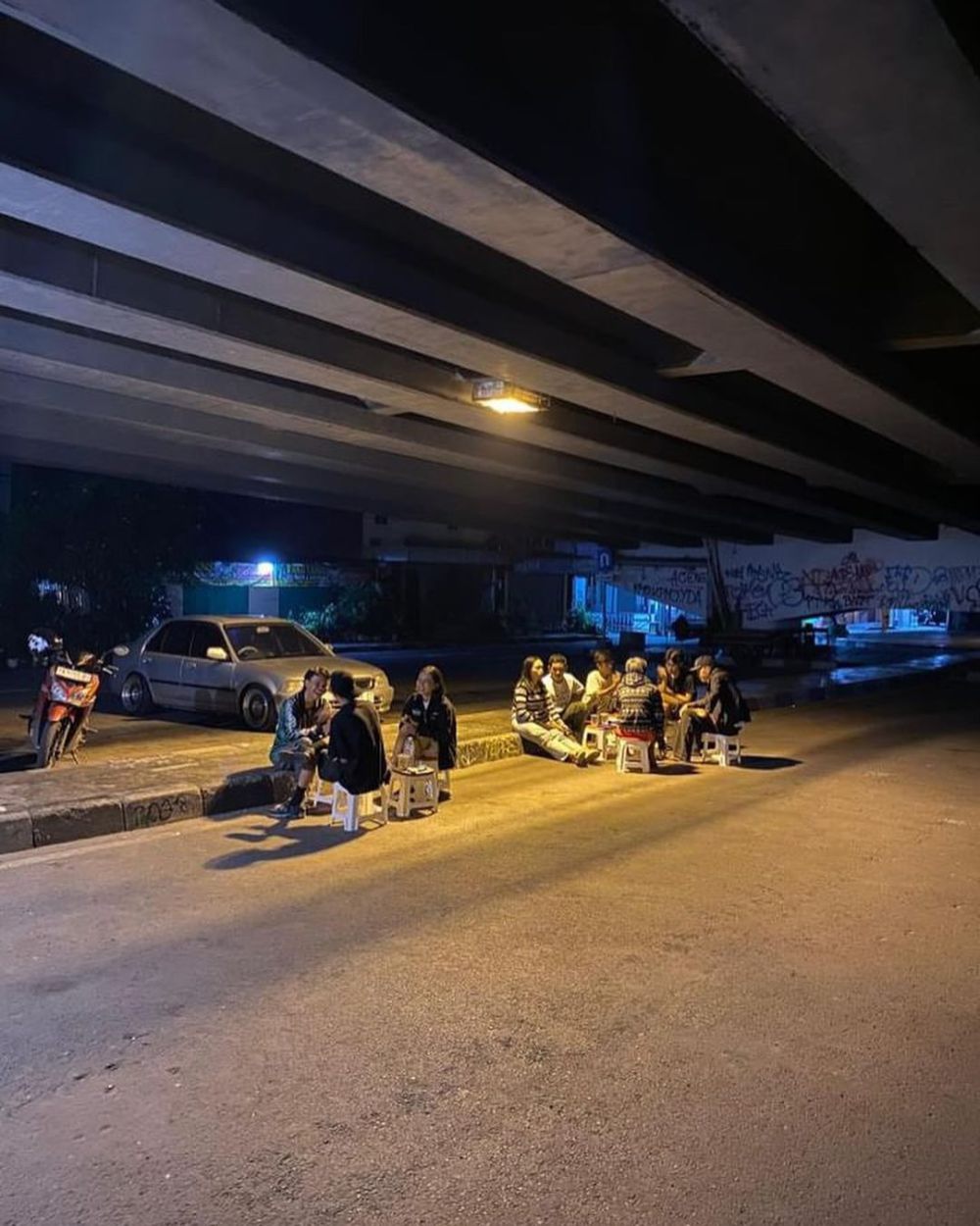 5 Street Coffee di Jogja, Sensasi Ngopi Unik di Tepi Jalan