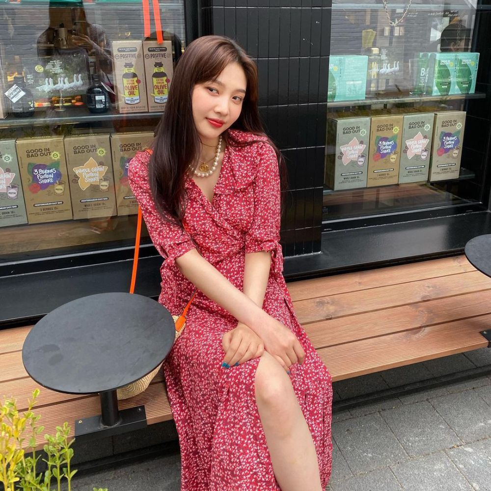 11 Ide OOTD Merah ala Joy Red Velvet yang Menyala!