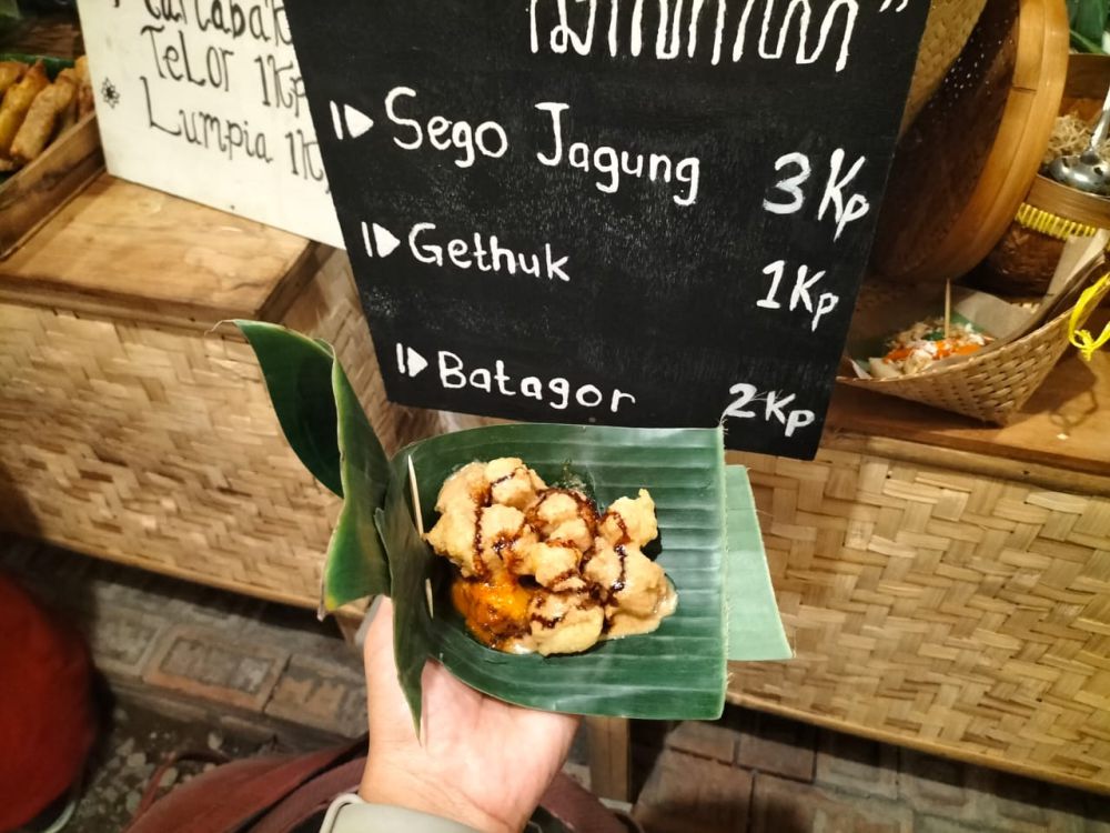 7 Kuliner Jadul di Pasar Ndeso Nyi Pandan Sari Surabaya