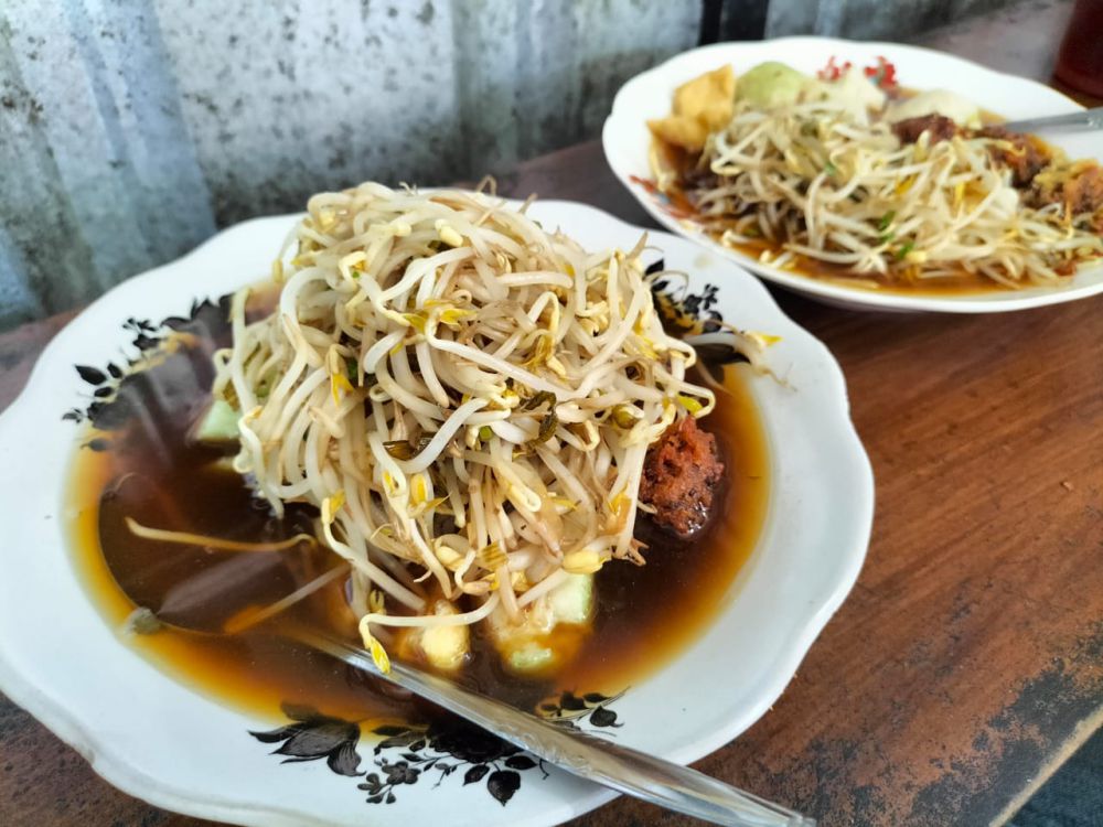 7 Warung Lontong Balap di Sidoarjo, Rasanya Autentik