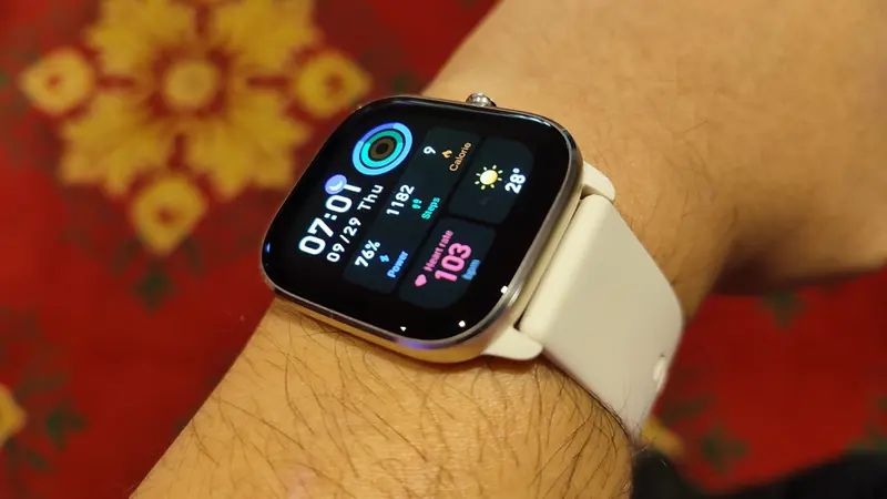 5 Rekomendasi Smartwatch Amazfit, Fitur Kesehatan Terlengkap!