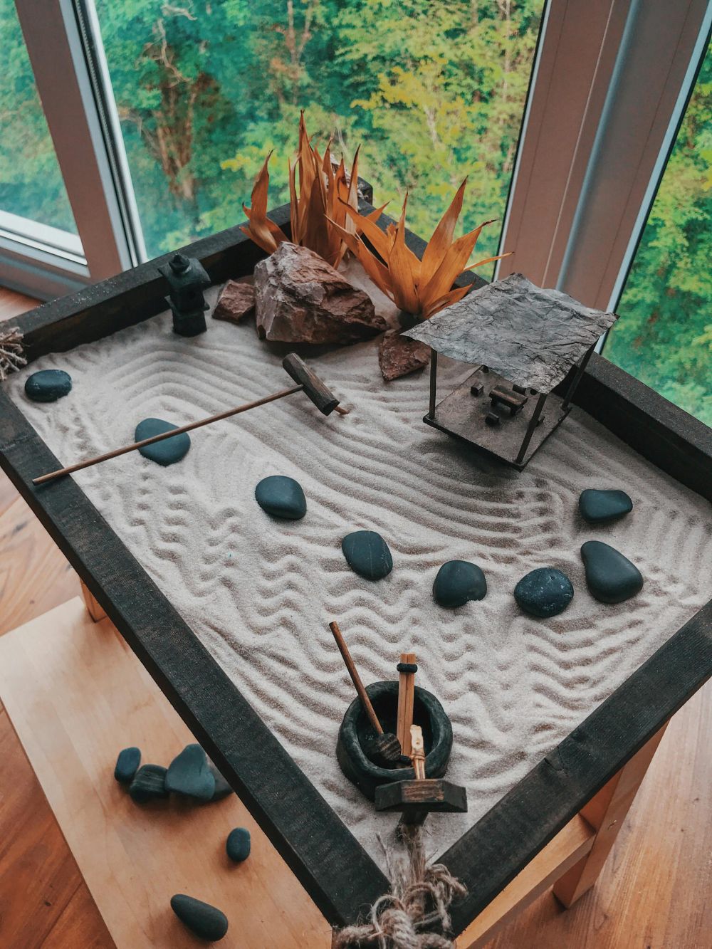 DIY Mini Zen Garden untuk Sarana Relaksasi Sederhana di Rumah 