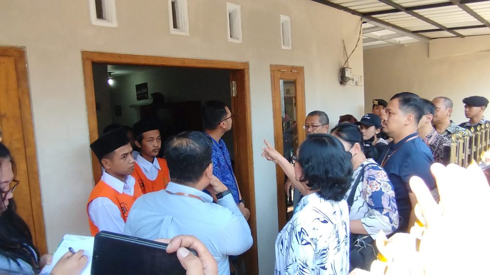 Sidang Perampokan Kakak Adik Desa Mangliawan Digelar di TKP