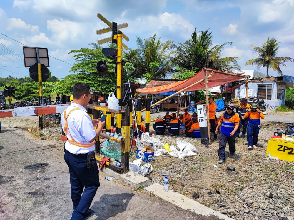 Total 12 Perjalanan KA Terdampak Kecelakaan KA Taksaka Bantul