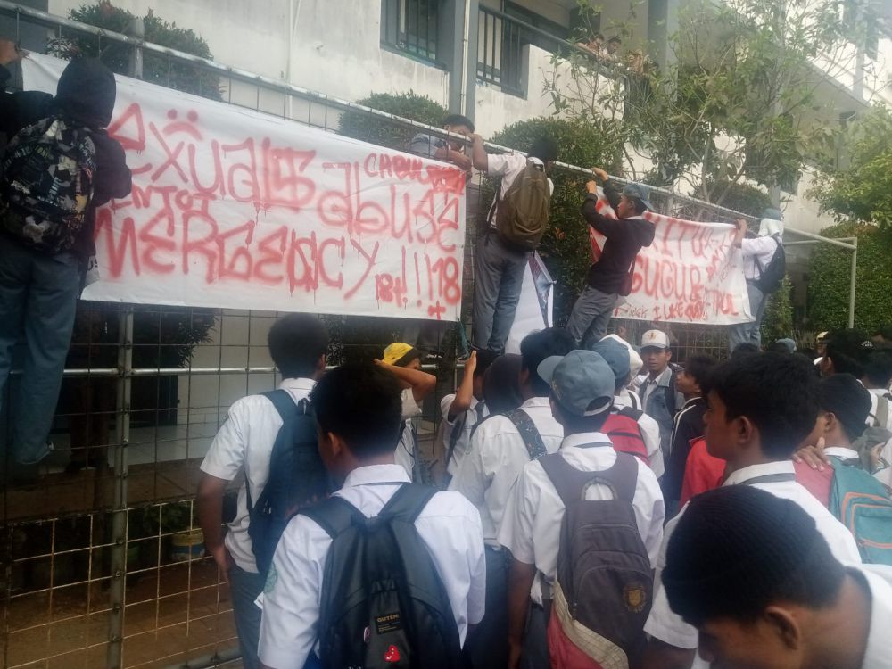 Diduga Lecehkan Siswa, Pembina Pramuka Dinonaktifkan dari SMKN Tangsel