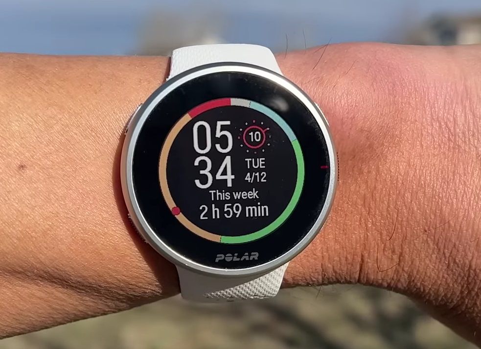 8 Rekomendasi Smartwatch Running, Punya Fitur Canggih Terbaru!