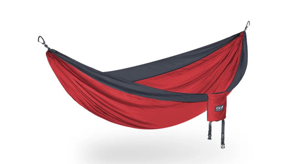 8 Rekomendasi Hammock Favorit Aktivitas Outdoor, Kuat dan Nyaman!