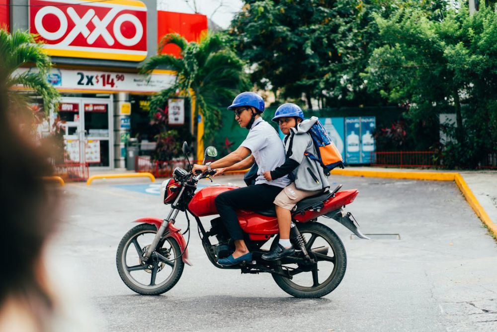 10 Aturan Numpang Kendaraan, Wajib Diperhatikan Biar Nyaman!