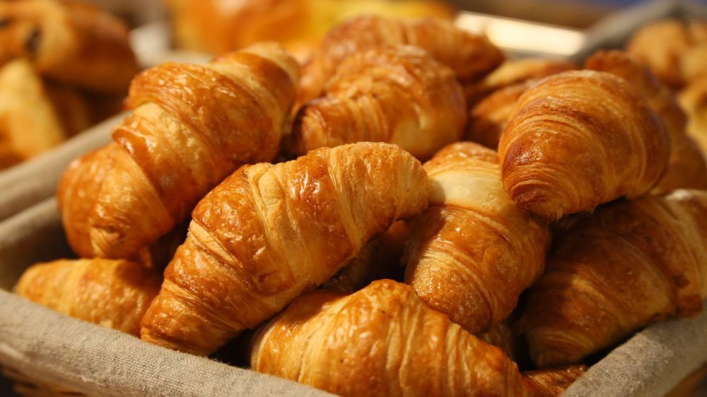 Resep Croissant Pistachio Ala Bakery Prancis yang Enak dan Renyah