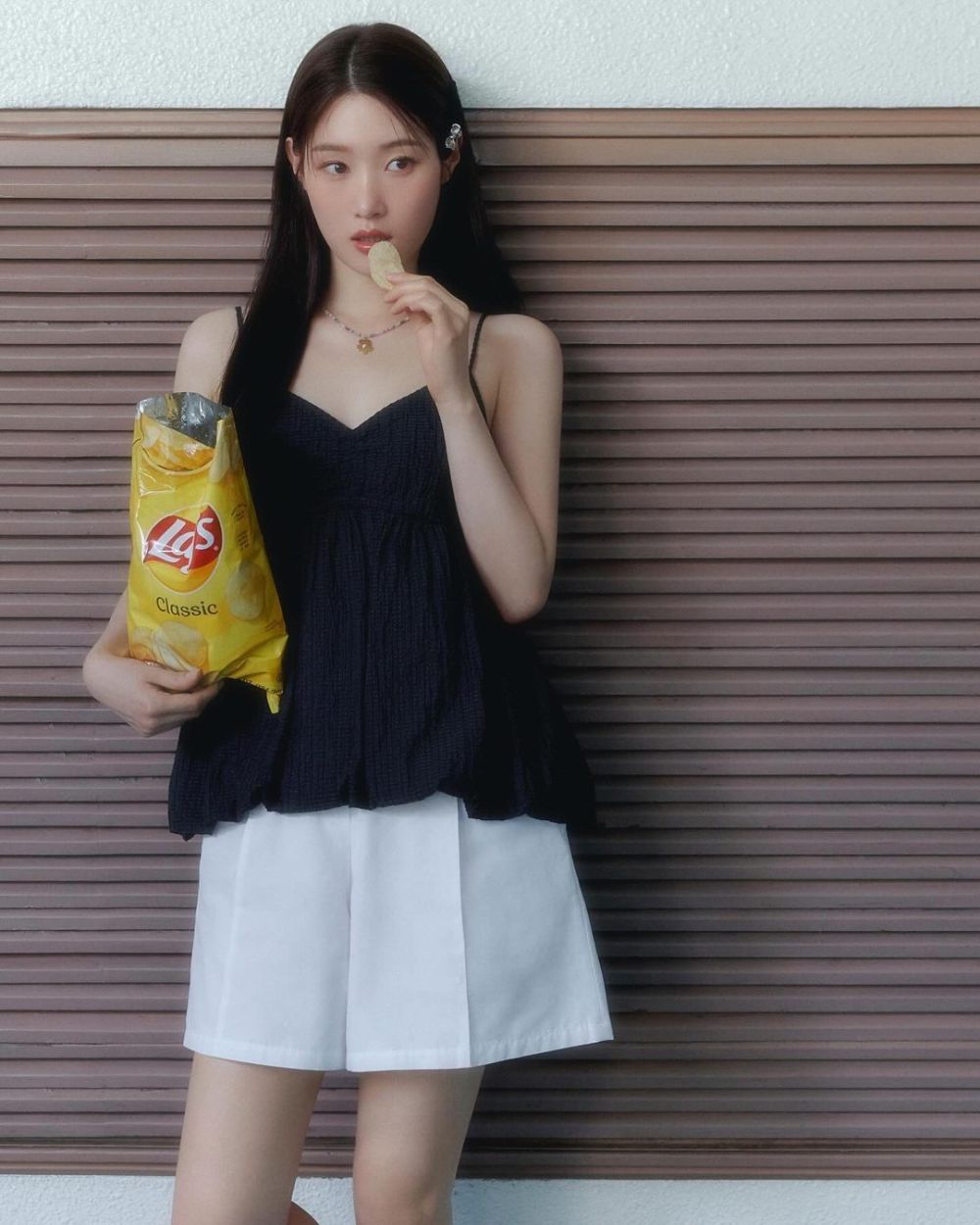 9 Inspirasi OOTD ala Jung Chaeyeon, Pemeran Utama Family by Choice!