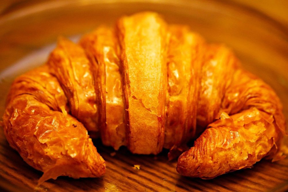 Resep Croissant Pistachio Ala Bakery Prancis yang Enak dan Renyah