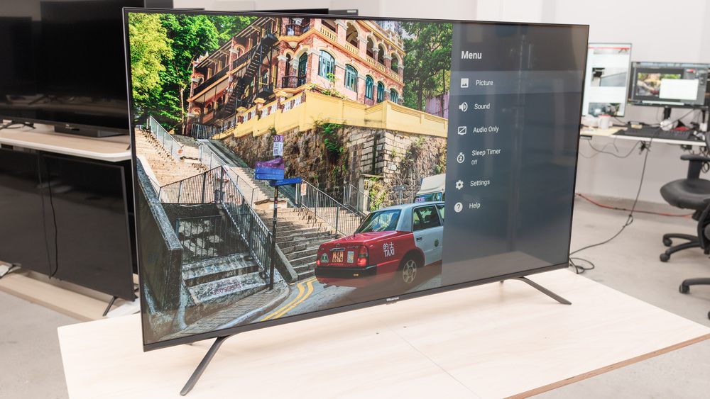 5 Rekomendasi Smart TV Hisense 65 Inci, Sensasi Sinematik di Rumah!