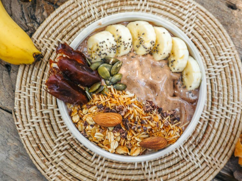 8 Resep Smoothie Bowl untuk Sarapan, Penuh Nutrisi dan Mengenyangkan