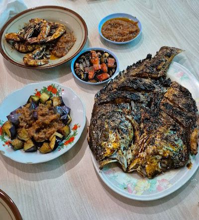 6 Tempat Makan Seafood di Jepara Paling Recommended, Pas Buat Keluarga