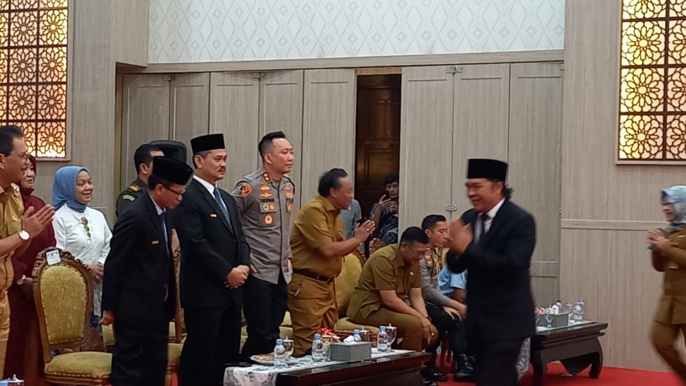 Tabrani dan Nana Resmi Jabat Pjs Wali Kota Tangsel dan Cilegon