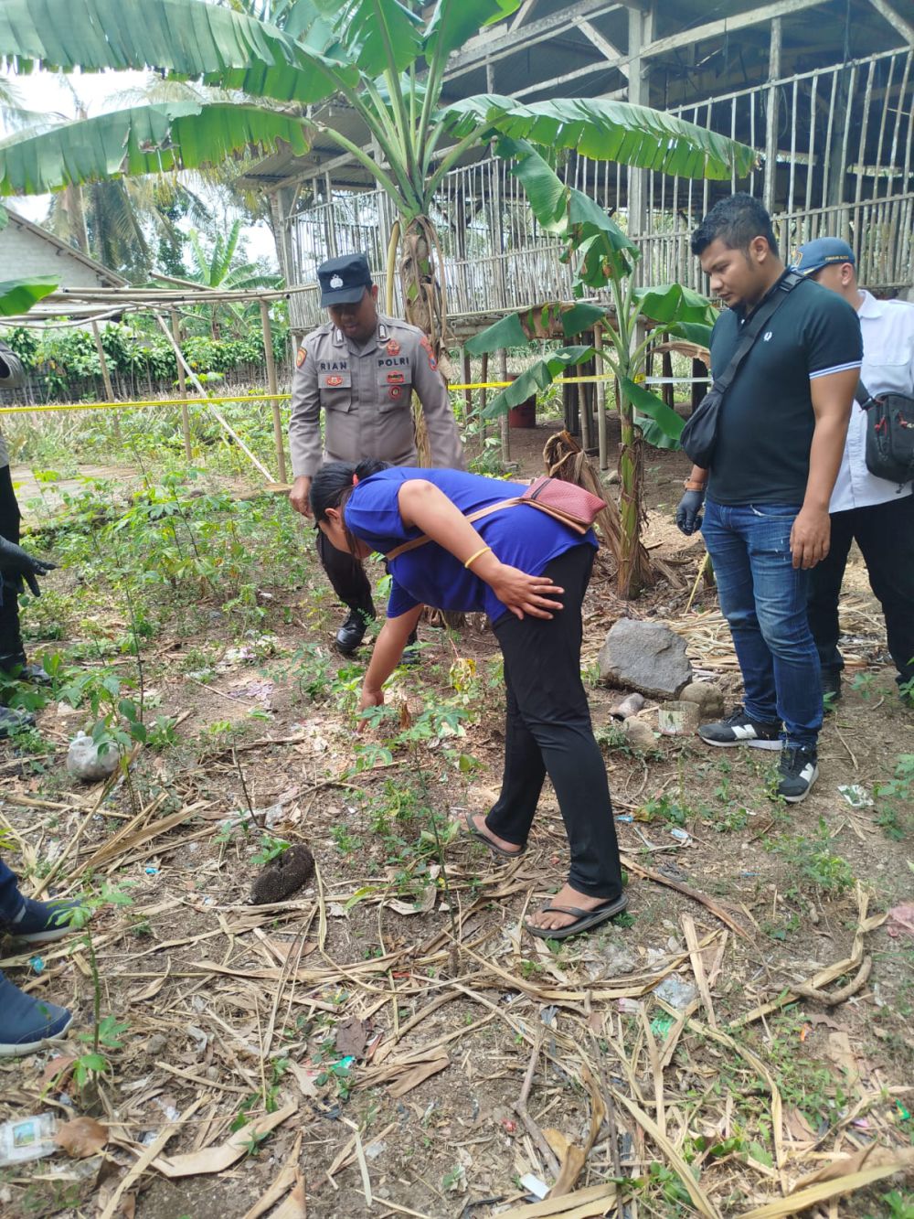 Jasad Bayi Laki-Laki Ditemukan di Blitar, Polisi Buru Pelaku