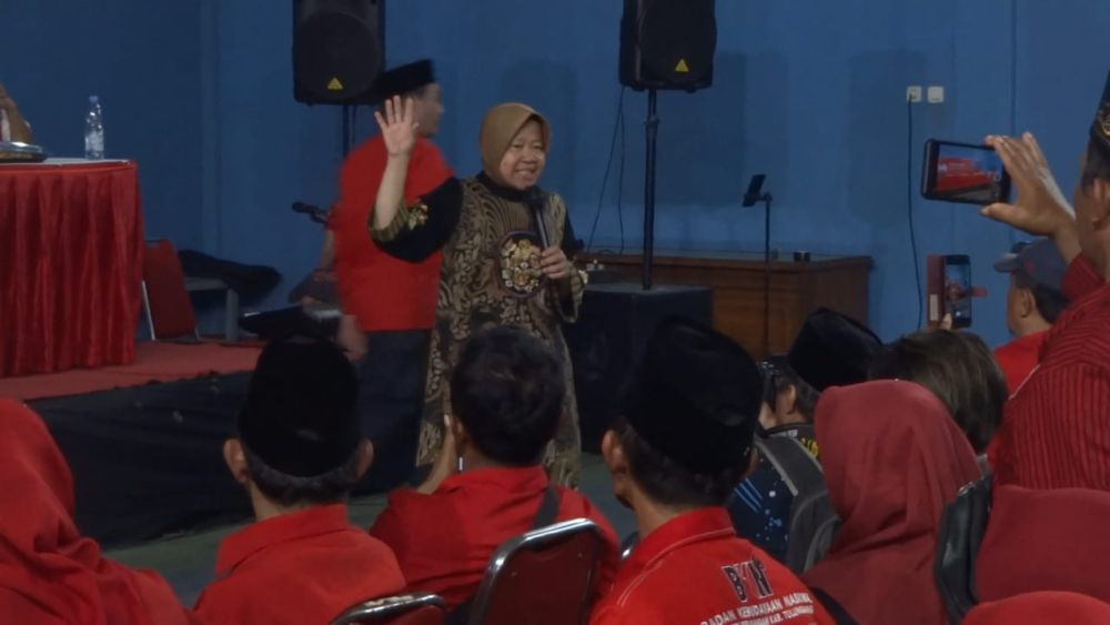 Risma Tawarkan Program Sekolah Gratis Tanpa Pungutan