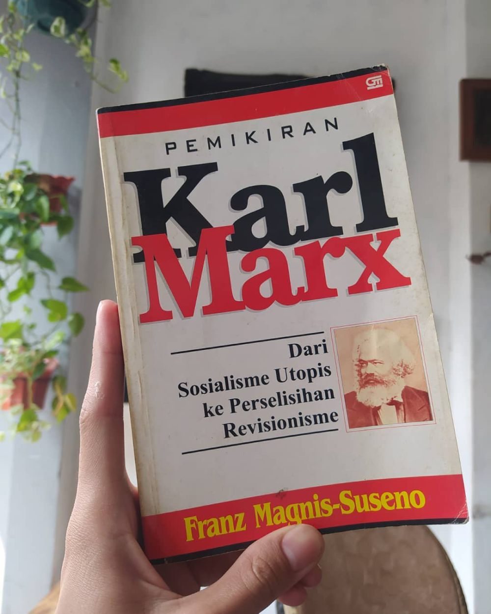 7 Buku Filsafat Karl Marx untuk Mengasah Nalar Kritis