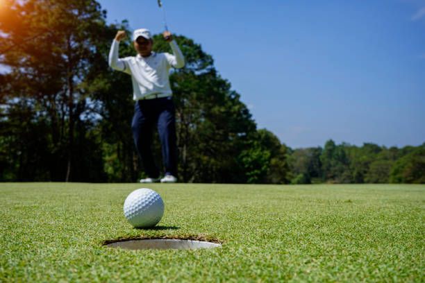 6 Tempat Bermain Golf Dengan View Pegunungan di Jawa Timur