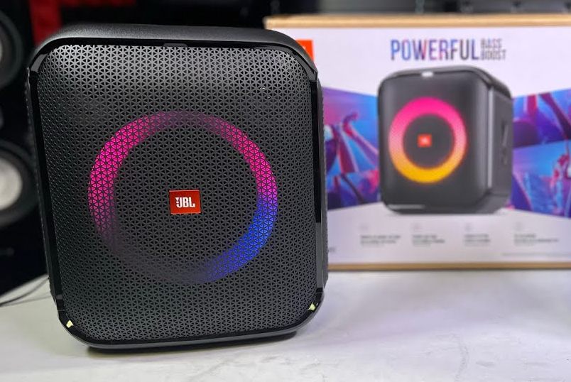 4 Speaker Bluetooth JBL yang Dilengkapi RGB, Lebih Meriah!