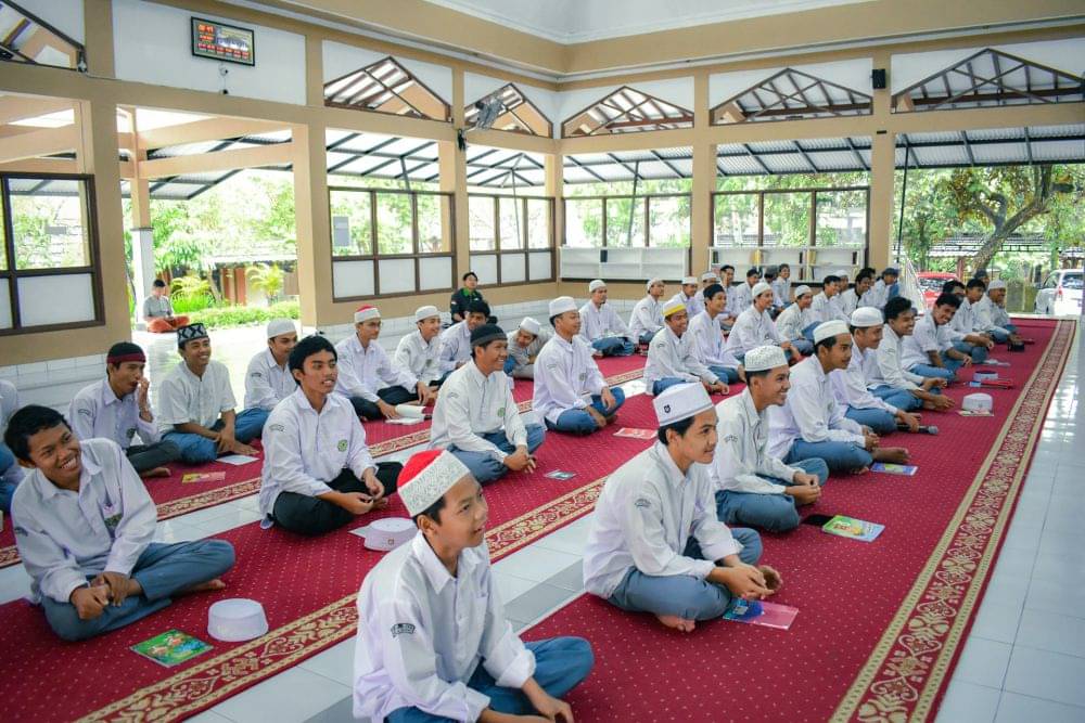 8 Contoh Mukadimah Maulid Nabi, Bisa Dijadikan Referensi!