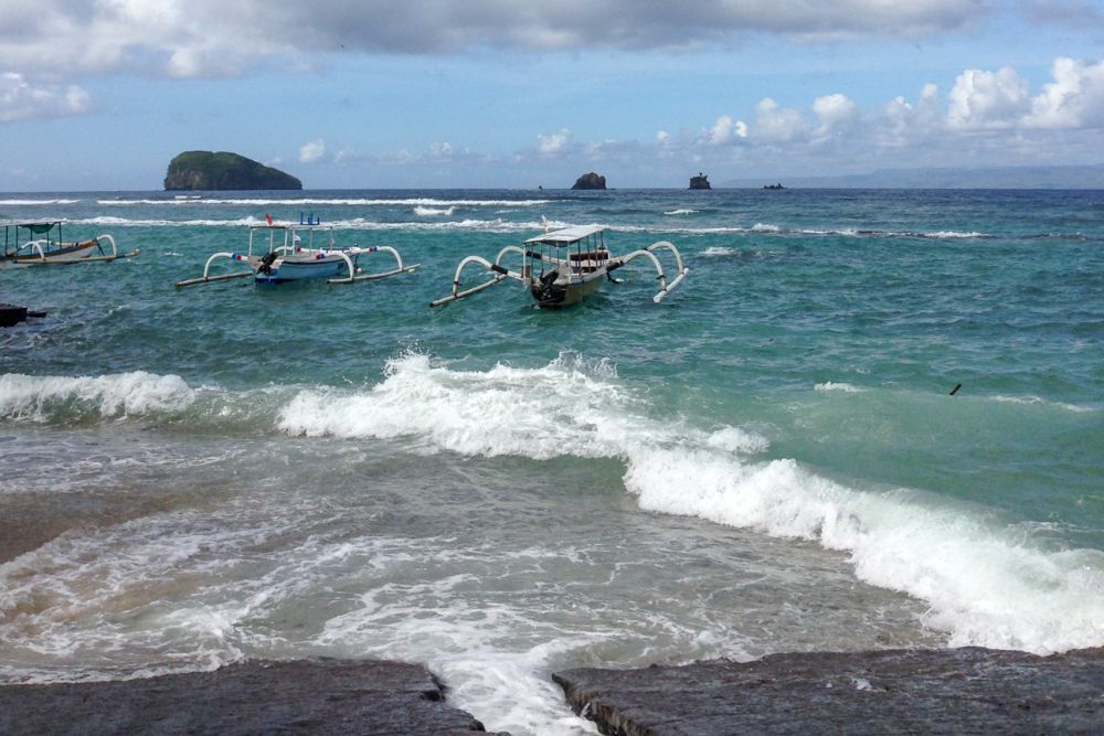 5 Pantai Cantik di Karangasem, Panoramanya Syahdu