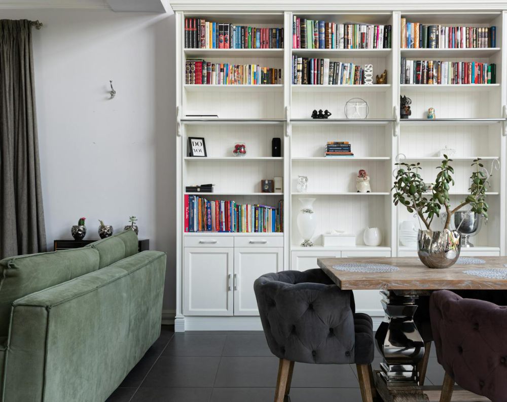 10 Inspirasi Desain Home Library Multifungsi, Oasis Literasi di Rumah