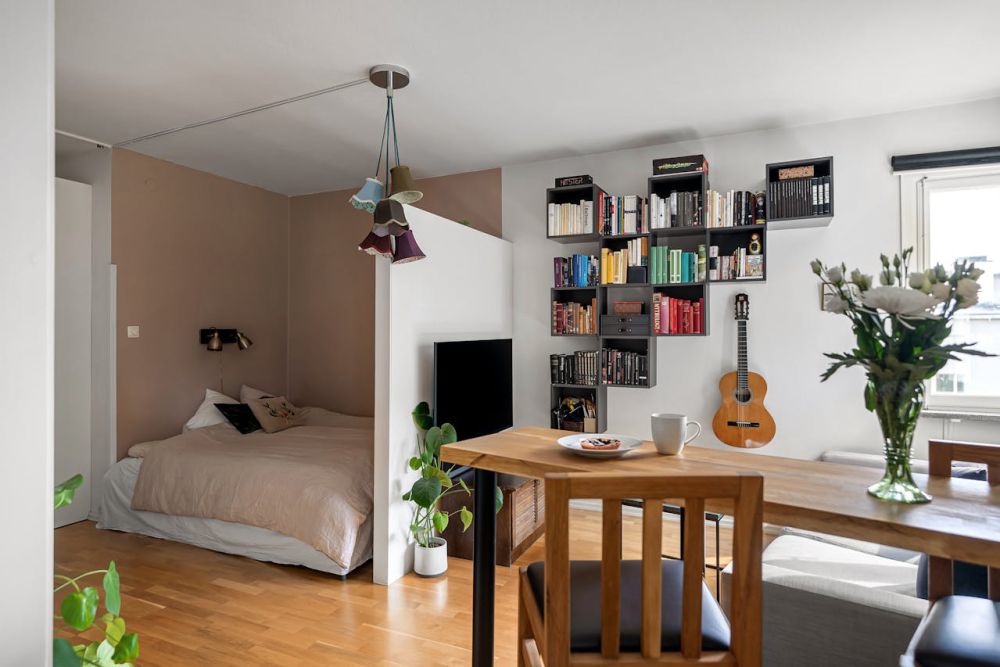 10 Inspirasi Desain Home Library Multifungsi, Oasis Literasi di Rumah