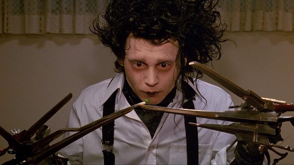 5 Fakta Film Edward Scissorhands, Kisah Pria dengan Tangan Gunting