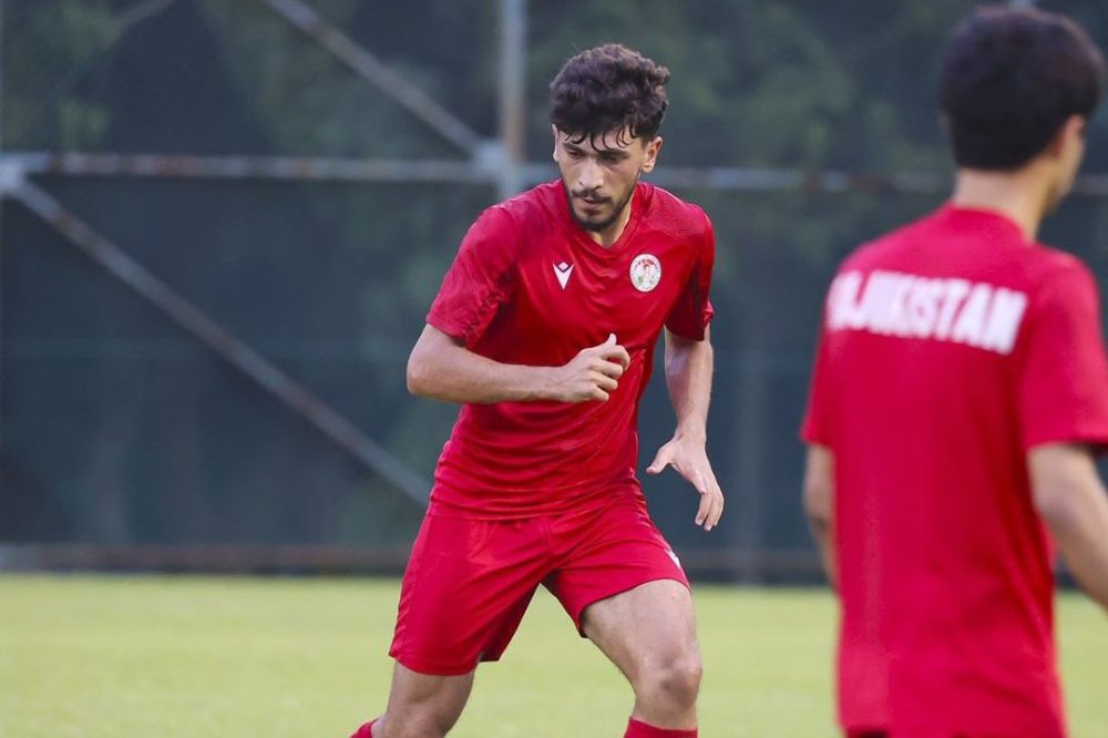 Rahmatsho Rahmatzoda, Bek Timnas Tajikistan yang Bela Persijap Jepara