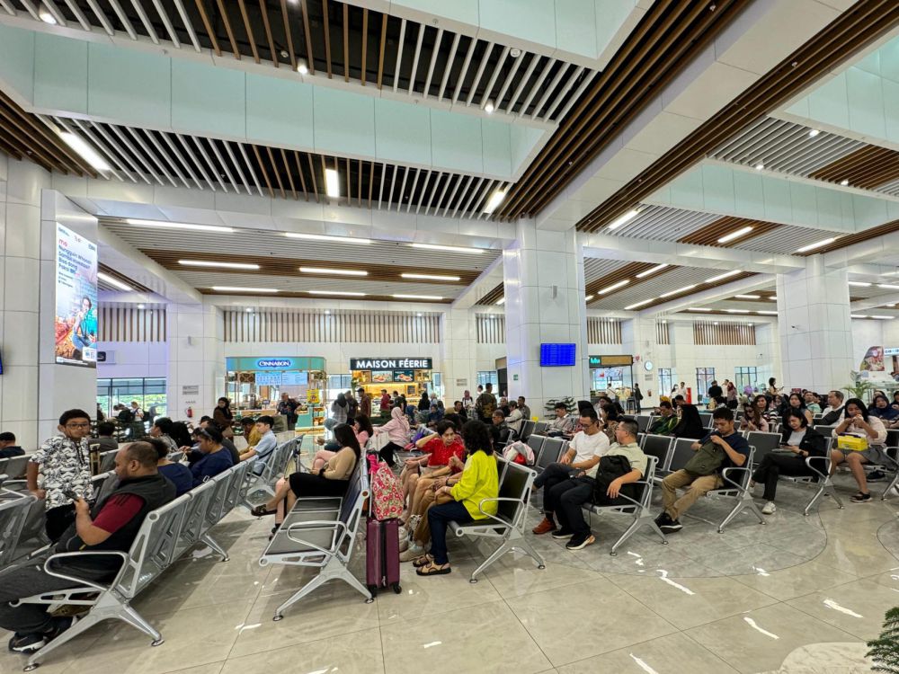 Stasiun Whoosh Padalarang Diserbu Penumpang Arus Balik Long Weekend