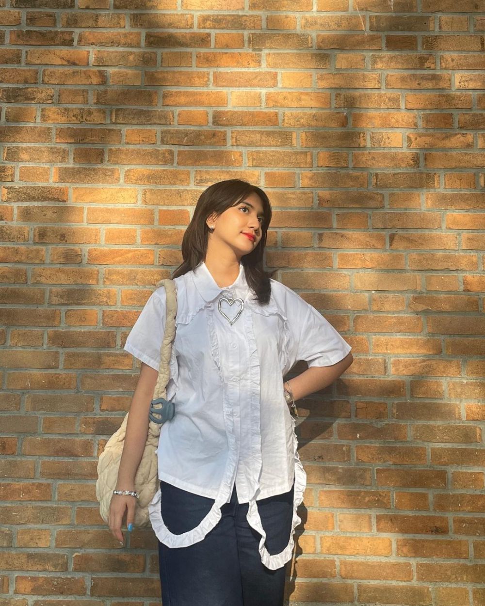 9 Styling Outfit Hits ala Keshya Valerie, Creator Muda Gen Z