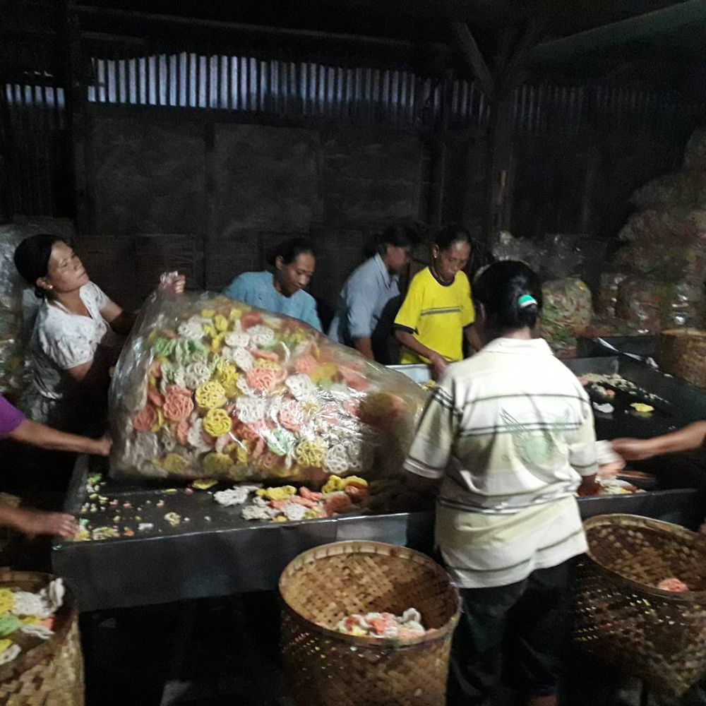 Kerupuk Abang Ijo, Kuliner Bojonegoro Eksis Sejak Tahun 1929