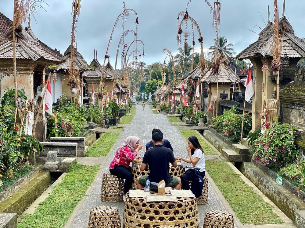 5 Tempat Melihat Perayaan Galungan di Bali, Suasananya Damai