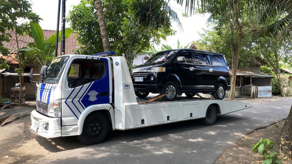 5 Rekomendasi Derek dan Towing Jogja, Layanan 24 Jam