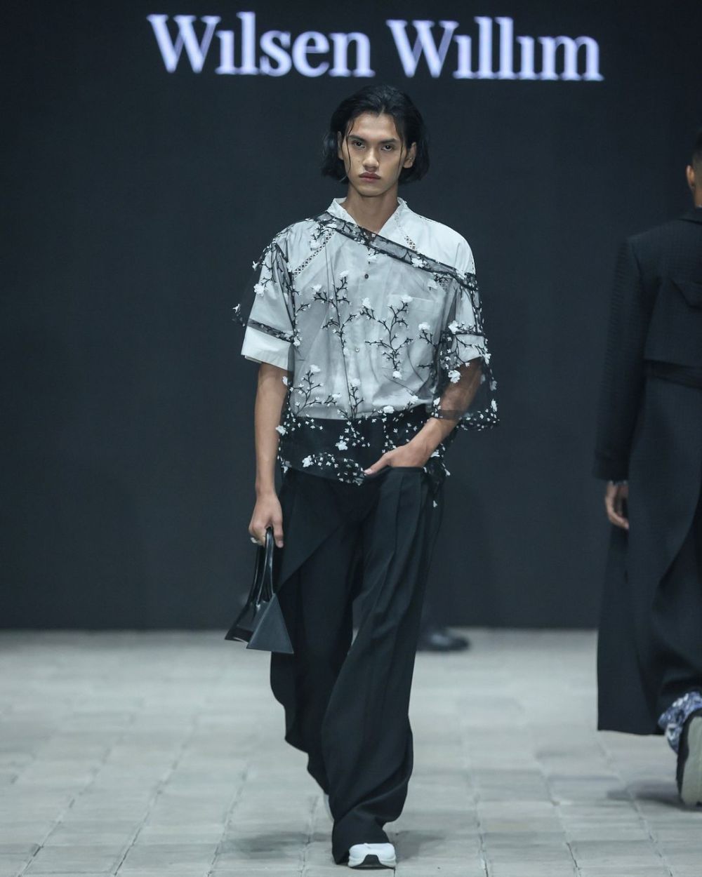 11 Koleksi Wilsen Willim di Plaza Indonesia Men's Fashion Week 2024