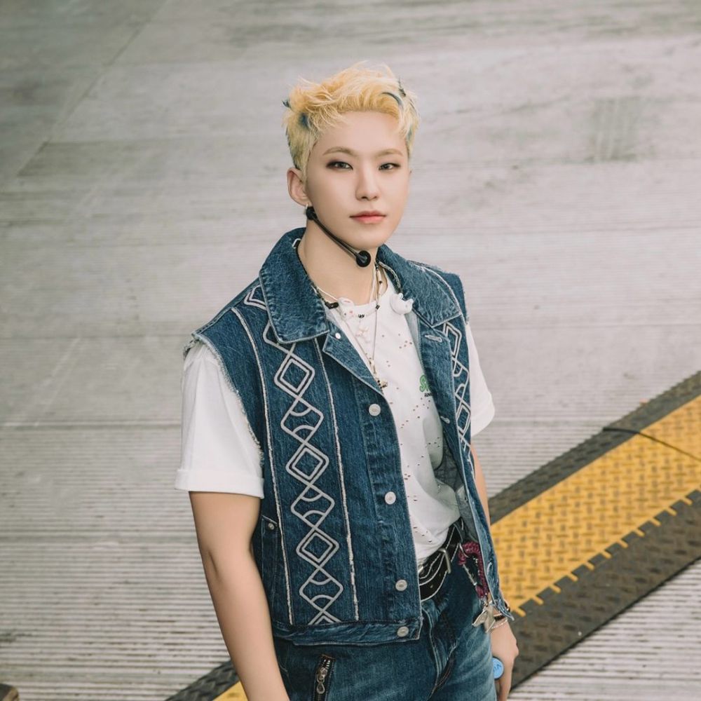 10 Mix and Match Denim ala Hoshi Seventeen, Trendi Abis!