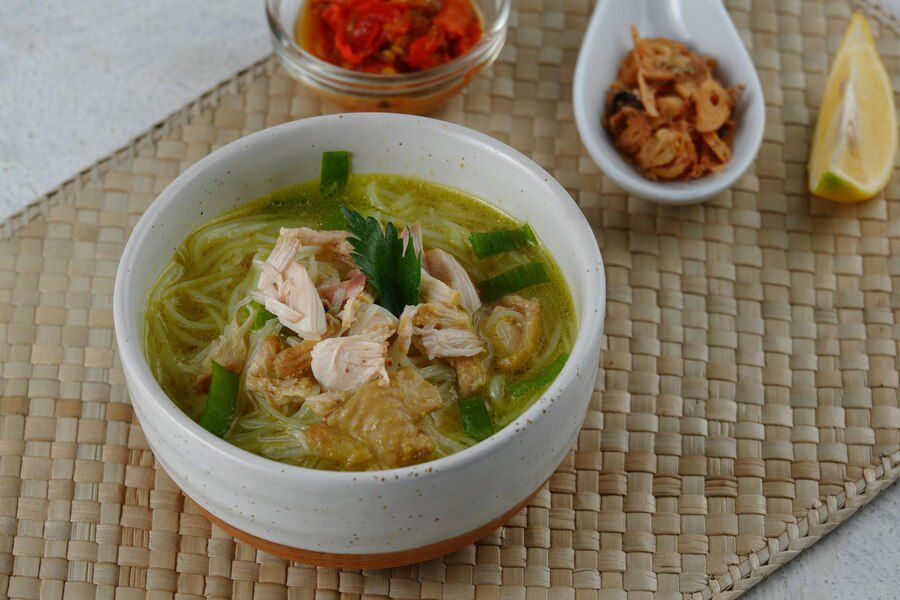 7 Rekomendasi Soto Ayam di Pasuruan, Gurih dan Mengenyangkan!