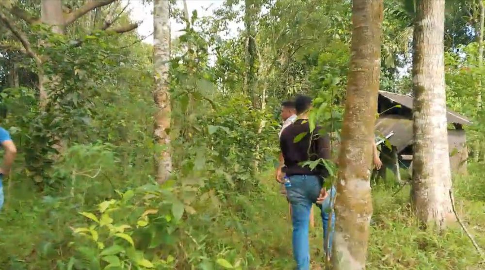 Warga Bantu Polisi Cari Tersangka Pembunuh Nia Gadis Penjual Gorengan