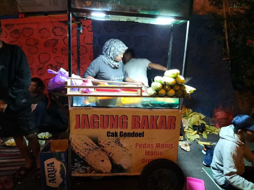 7 Rekomendasi Kuliner Malam di Bundaran Pacet Mojokerto 