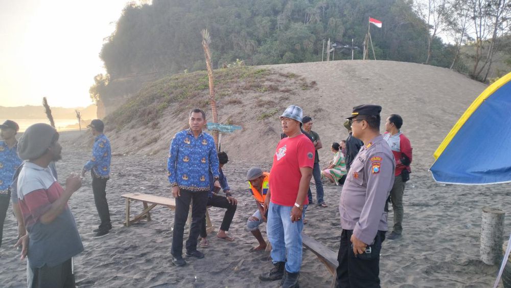 Wisatawan Asal Kediri Dilaporkan Hilang di Pantai Dlodo Tulungagung