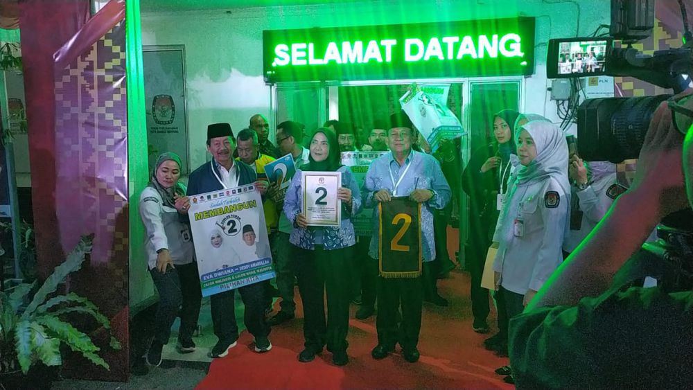 Dapat Nomor Urut 2, Eva-Deddy Target Menang Telak 