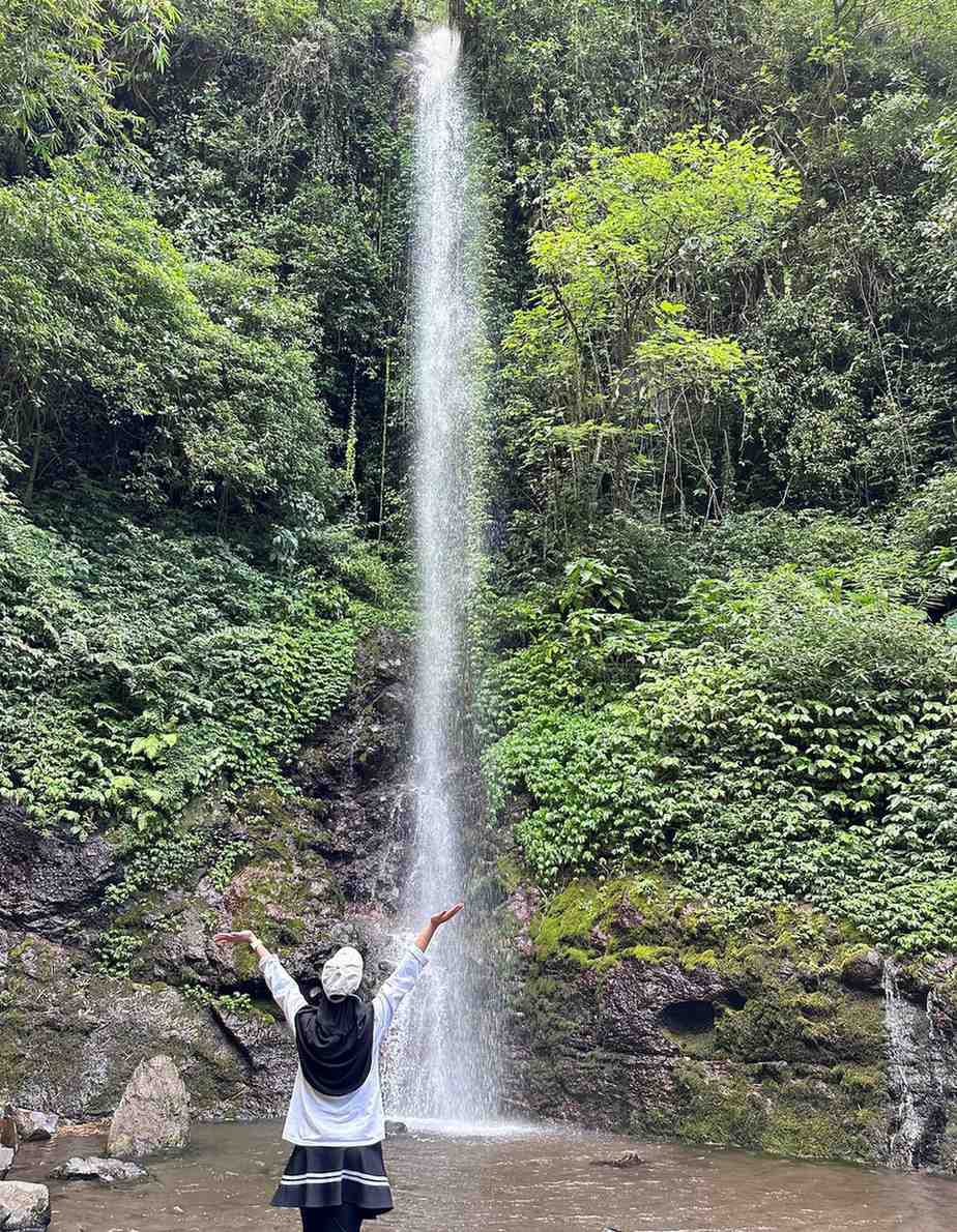 10 Wisata Air Terjun di Jawa Timur untuk Petualangan