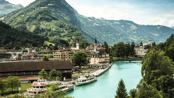 5 Tempat Wisata di Swiss yang Wajib Dikunjungi Sekali Seumur Hidup